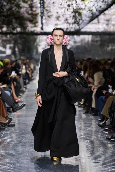 Look 61